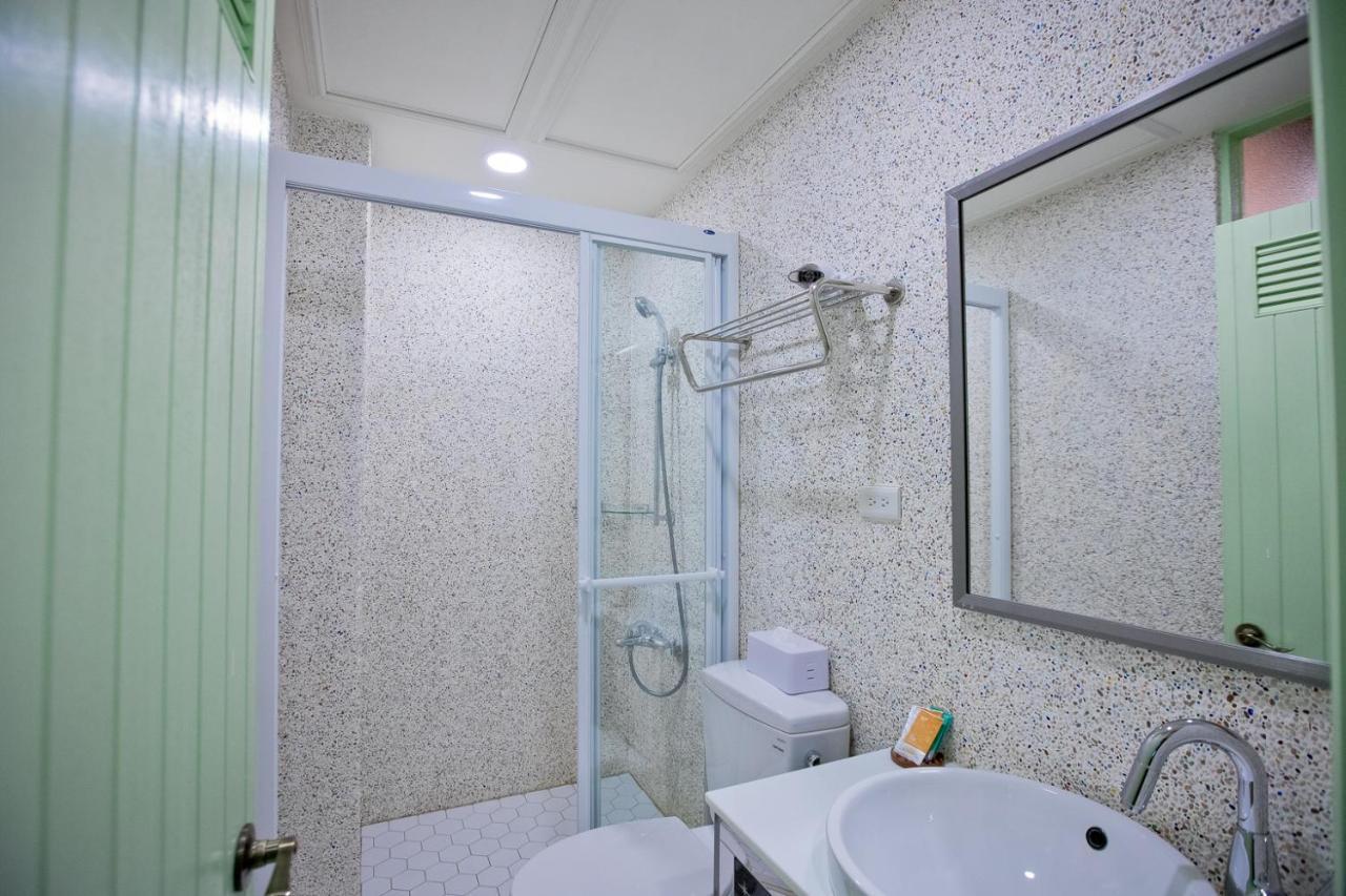 My Way House 好巷一弄民宿 Bed and Breakfast Tainan Eksteriør billede